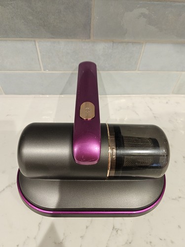 Handheld mattress vacuum - handheld,